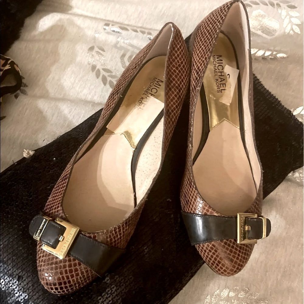 9.5 mk michael Kors vail brown snakeskin wedge heels/shoes/sandals - buckle